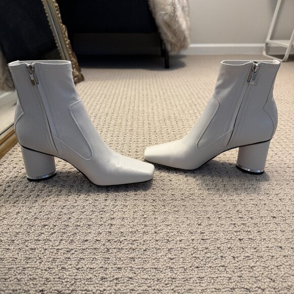 NEVER WORN Franco Sarto Pisa Mid Heel Bootie 8.5M - Picture 3 of 10